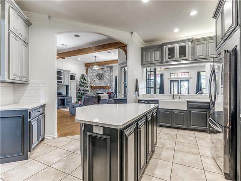 500 Chad Dr, Tuttle, OK 73089 photo 9