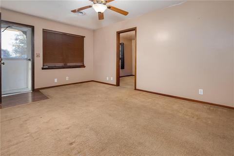 805 E Hayes St, Norman, OK 73071 photo 4