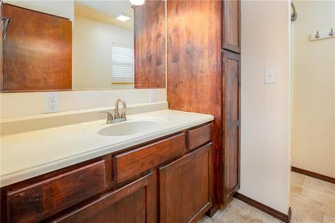 805 E Hayes St, Norman, OK 73071 photo 26