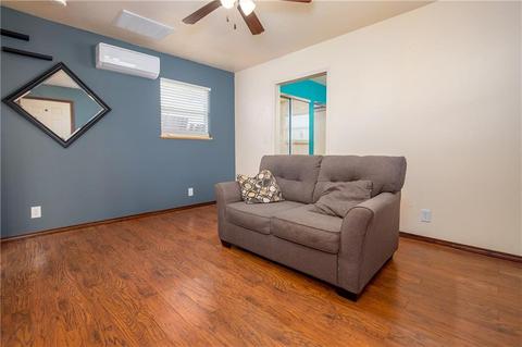 805 E Hayes St, Norman, OK 73071 photo 20