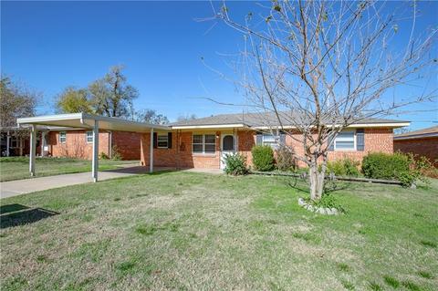 805 E Hayes St, Norman, OK 73071 photo 1