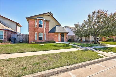 2108 Parkview Dr, Moore, OK 73170 photo 3