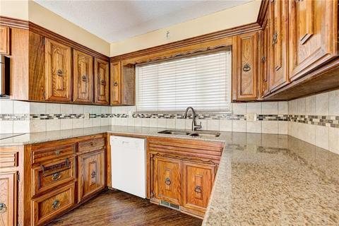 3917 N Riverside Dr, Bethany, OK 73008 photo 17