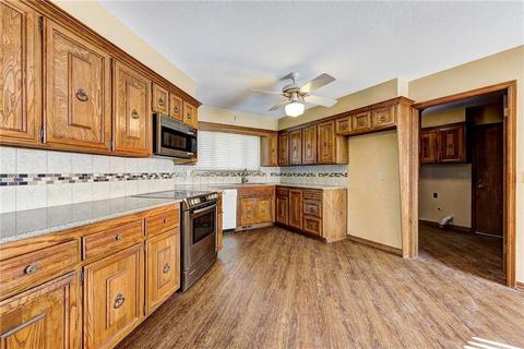 3917 N Riverside Dr, Bethany, OK 73008 photo 14