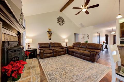 775 S Dobbs Rd, Harrah, OK 73045 photo 9