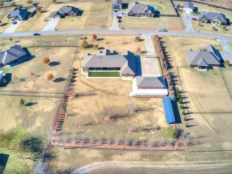312 Hannah Dr, Tuttle, OK 73089 photo 5