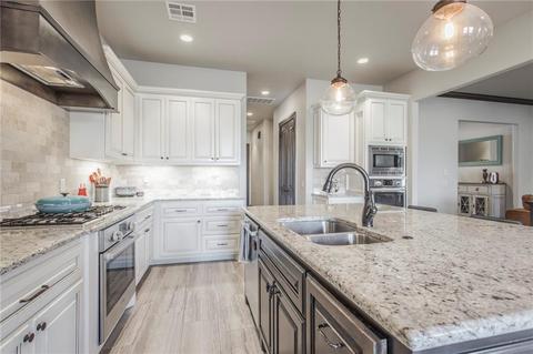 3201 Basanova Dr, Edmond, OK 73034 photo 6