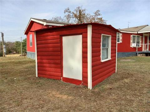 13400 S Walker Rd, Mcloud, OK 74851 photo 2