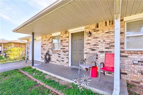 1803 Edwards St, Shawnee, OK 74801 photo 2