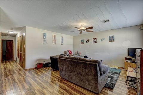 1803 Edwards St, Shawnee, OK 74801 photo 4