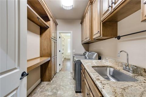 511 Chisholm Trl, Watonga, OK 73772 photo 28