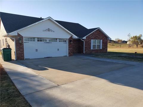 202 E Lakeview Dr, Tecumseh, OK 74873 photo 1