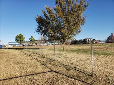 202 E Lakeview Dr, Tecumseh, OK 74873 photo 25