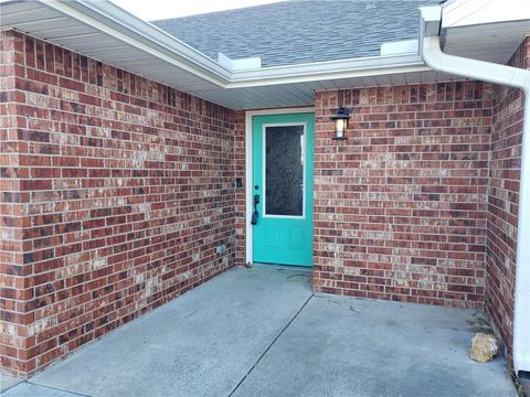 202 E Lakeview Dr, Tecumseh, OK 74873 photo 3