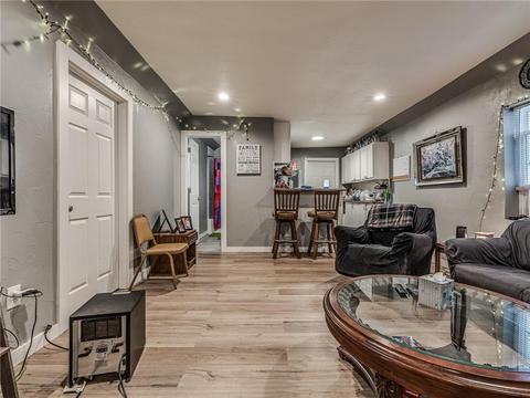 220 E Springer Ave, Guthrie, OK 73044 photo 6