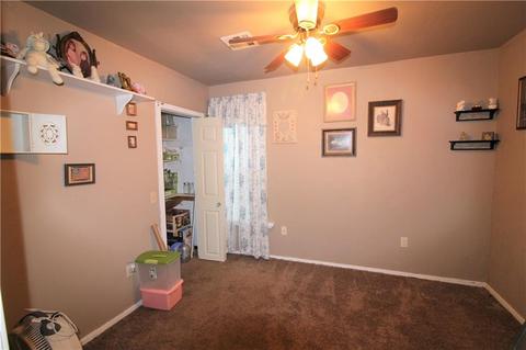305 SE 1st St, Tuttle, OK 73089 photo 9