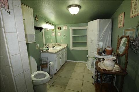 305 SE 1st St, Tuttle, OK 73089 photo 11