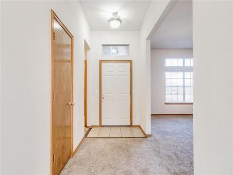 716 Elder Ln, Mustang, OK 73064 photo 3