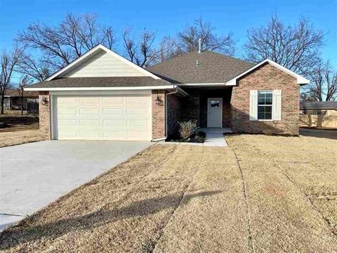 1209 Coffey Dr, Perry, OK 73077 photo 1