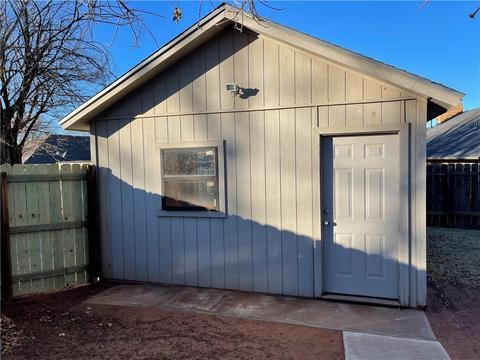 154 Regency Dr, Clinton, OK 73601 photo 32