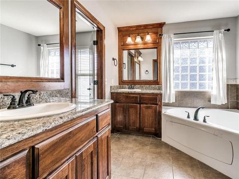 3005 Elmo Way, Moore, OK 73160 photo 32