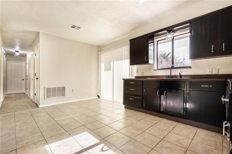 10604 E Britton Ave, Jones, OK 73049 photo 5