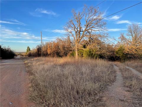 11824 Bart Dr, Guthrie, OK 73044 photo 2