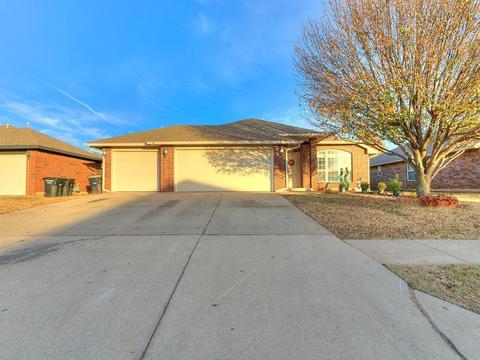 4016 Queens Dr, Moore, OK 73160 photo 1