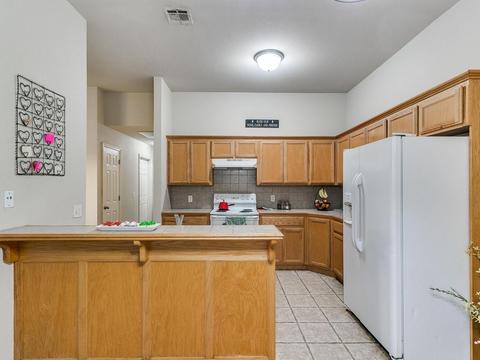 4016 Queens Dr, Moore, OK 73160 photo 13