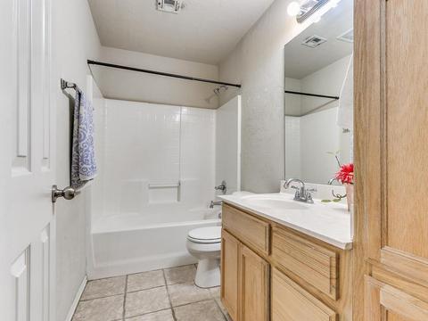 4016 Queens Dr, Moore, OK 73160 photo 27