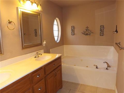 1101 Stephanie Ln, Altus, OK 73521 photo 10