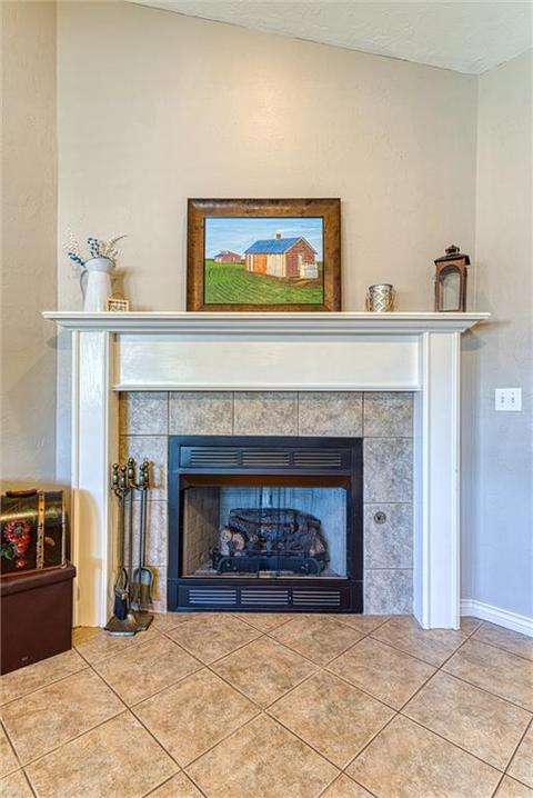 509 Peacock Cir, Altus, OK 73521 photo 6