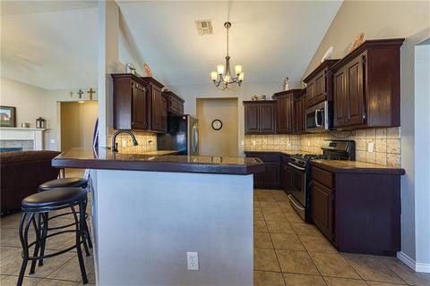 509 Peacock Cir, Altus, OK 73521 photo 8