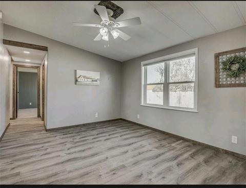 402 E Van Buren St, Crescent, OK 73028 photo 14
