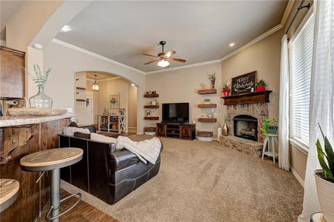 303 Hillside Dr, Harrah, OK 73045 photo 8