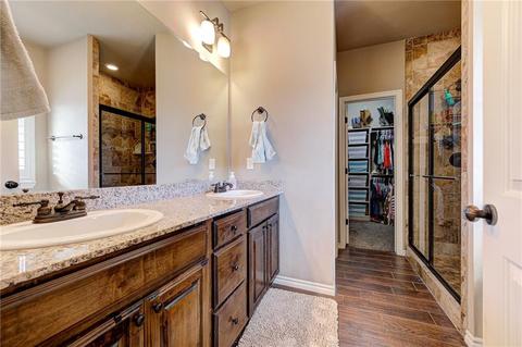 303 Hillside Dr, Harrah, OK 73045 photo 23
