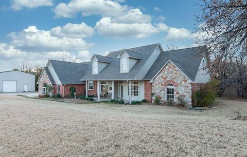 100 Brandon Dr, Mcloud, OK 74851 photo 2