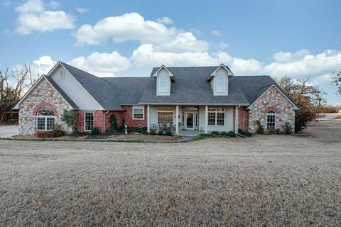 100 Brandon Dr, Mcloud, OK 74851 photo 1