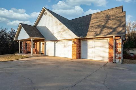 100 Brandon Dr, Mcloud, OK 74851 photo 3