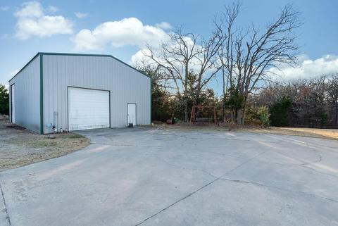 100 Brandon Dr, Mcloud, OK 74851 photo 4