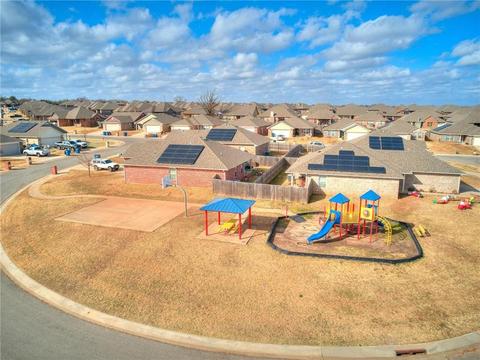 20599 Frontier Ave, Harrah, OK 73045 photo 33