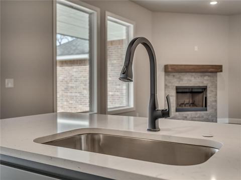9509 Megans Way, Mcloud, OK 74851 photo 14
