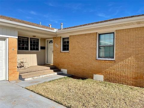 113 Cameron Dr, Altus, OK 73521 photo 2