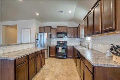 3509 95th St, Moore, OK 73160 photo 11