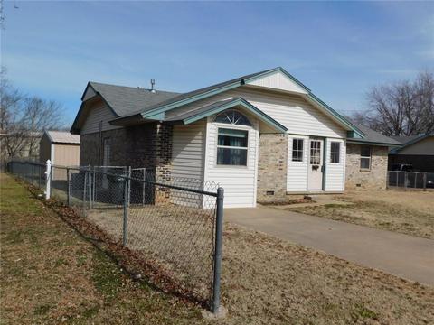 107 Robin Ln, Tecumseh, OK 74873 photo 1
