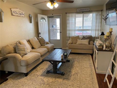 625 Baer Dr, Moore, OK 73160 photo 1