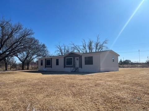 406 E 2nd St, Manitou, OK 73555 photo 2