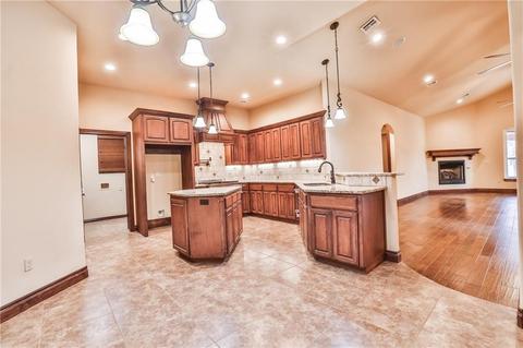 307 Windsor Ln, Tuttle, OK 73089 photo 7