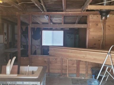 21030 E 8th St, Hinton, OK 73047 photo 8