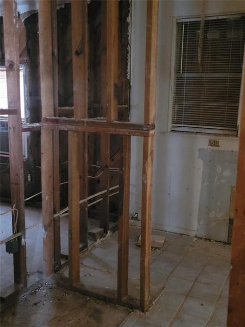 21030 E 8th St, Hinton, OK 73047 photo 10